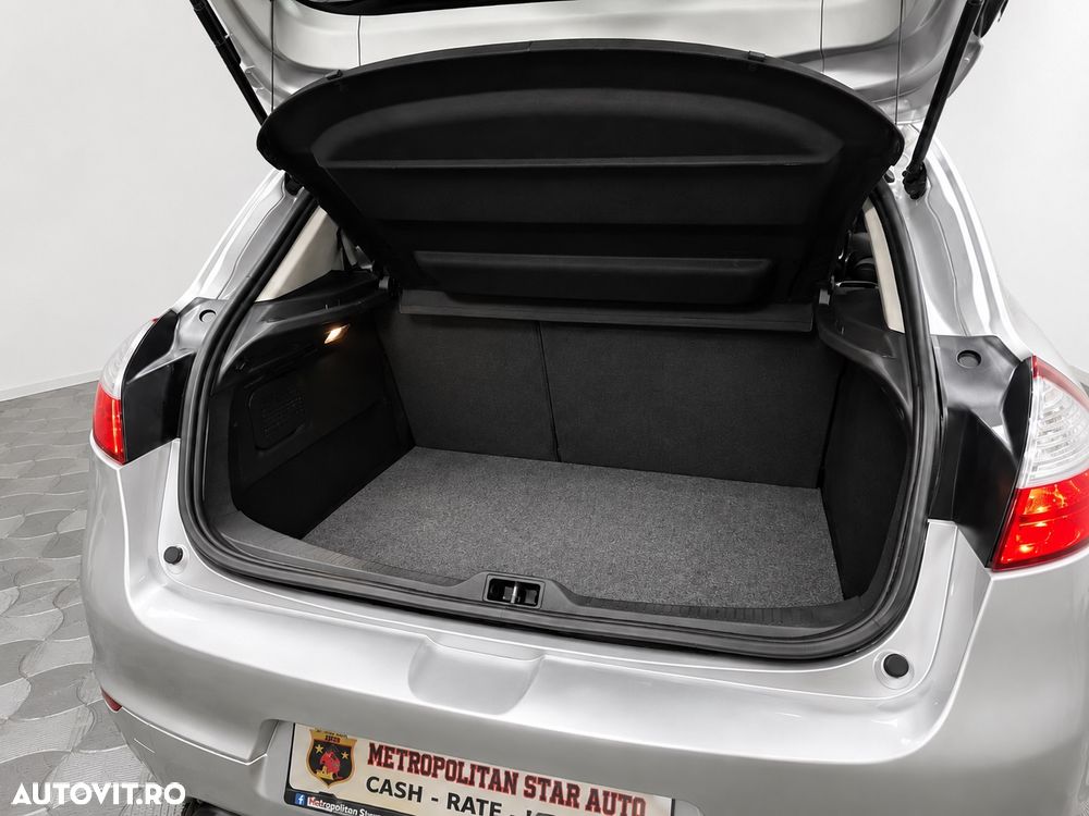 Renault Megane ENERGY dCi 130 GT LINE - 8