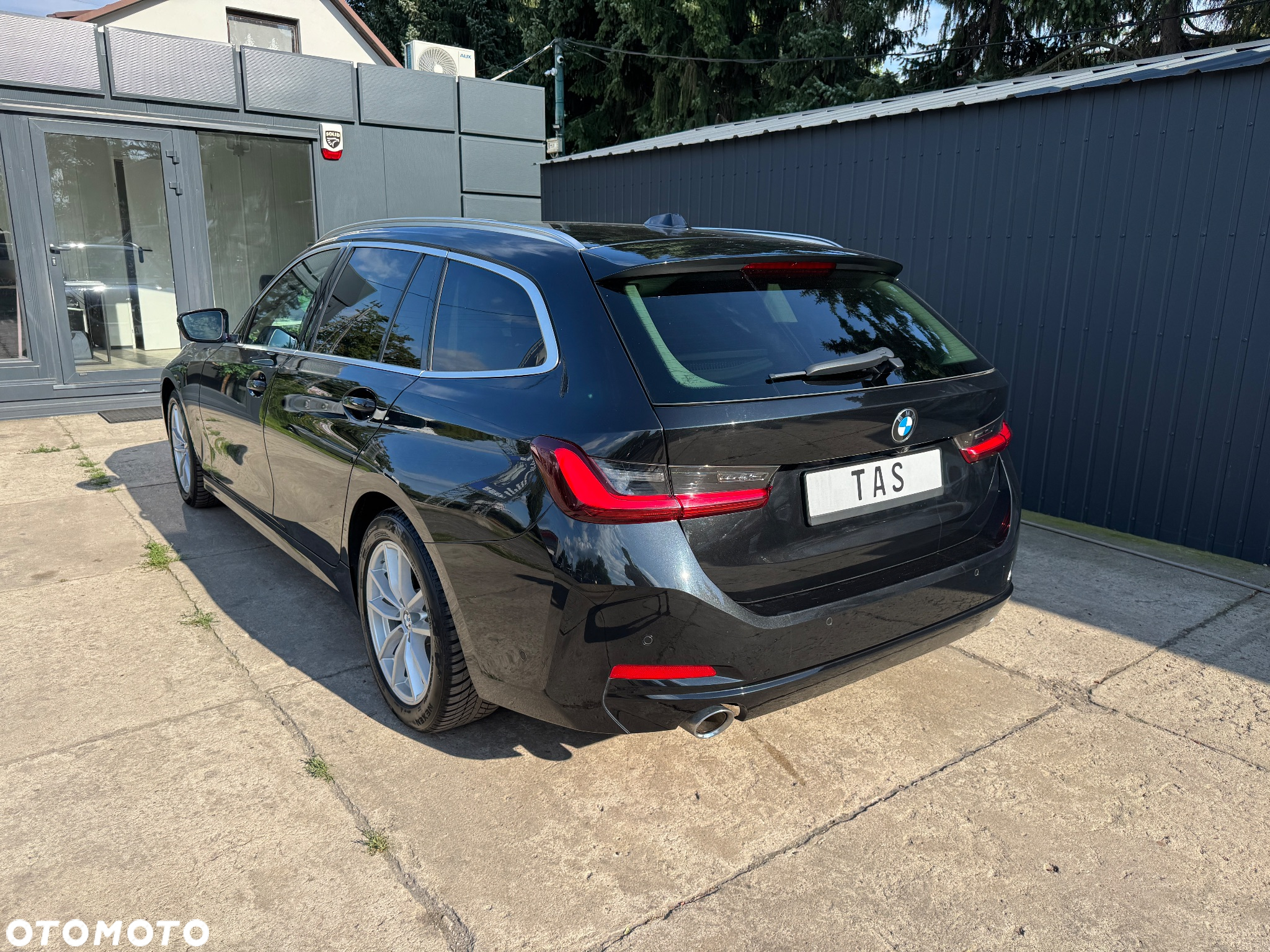 BMW Seria 3 318d - 5