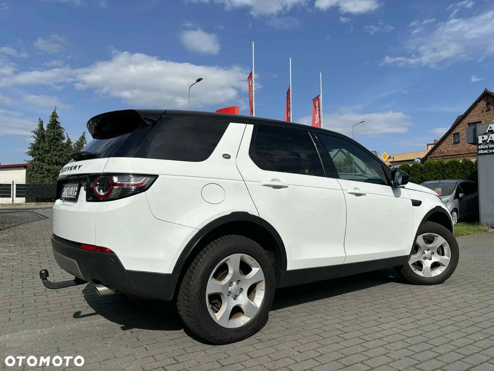 Land Rover Discovery Sport D150 FWD R-Dynamic - 4