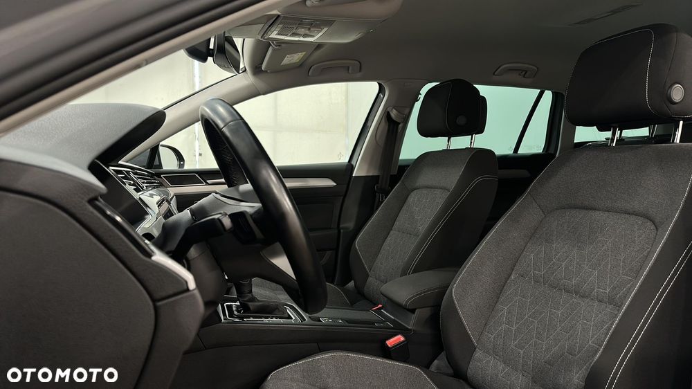 Volkswagen Passat Variant 2.0 TDI EVO Business DSG - 10