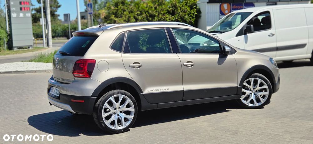 Volkswagen Polo Cross - 14