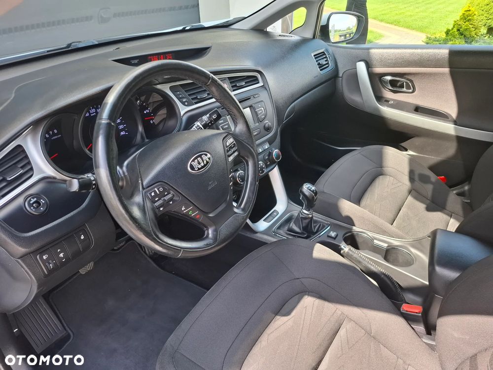 Kia Ceed 1.4 CVVT Attract plus - 18