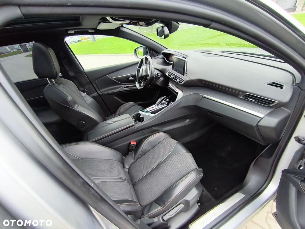 Peugeot 5008 THP 165 EAT6 Stop & Start Allure - 28
