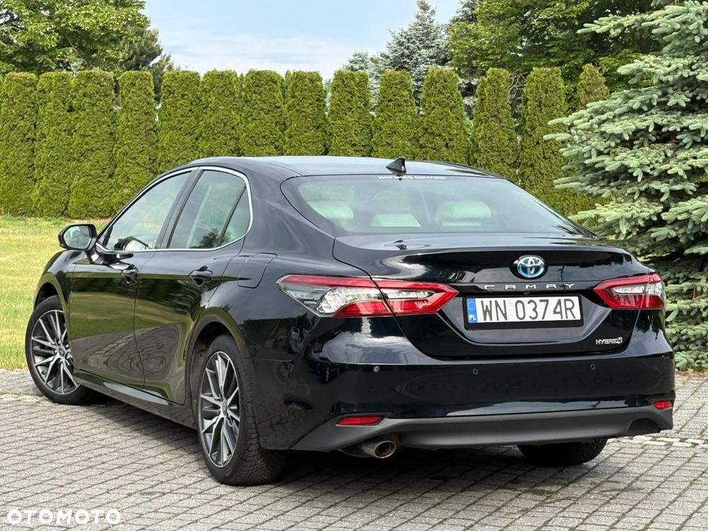 Toyota Camry 2.5 Hybrid Executive CVT - 8