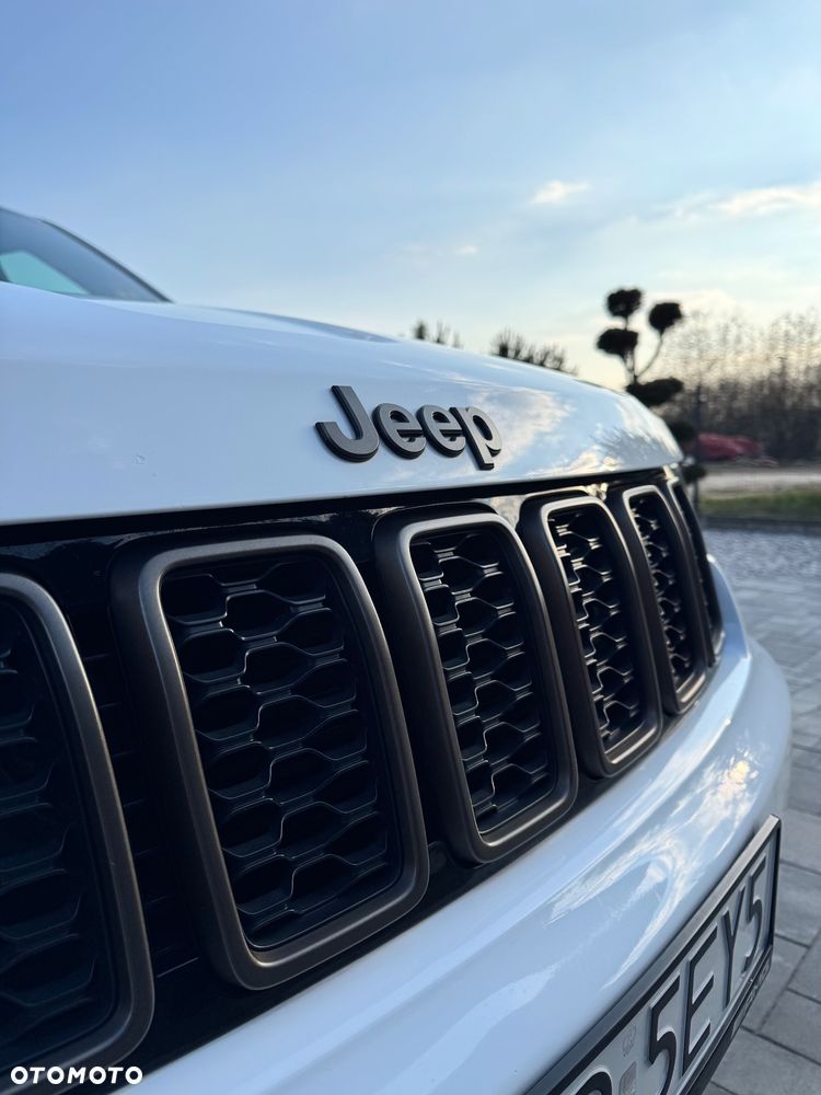 Jeep Grand Cherokee 3.0 CRD 75th Anniver - 24