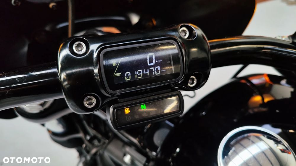 Harley-Davidson Softail Street Bob - 10