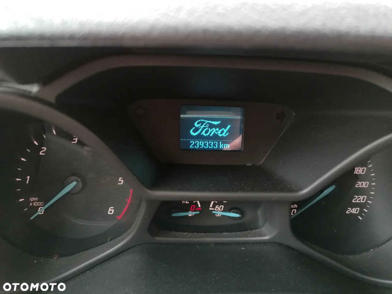Ford Tourneo Connect 1.6 TDCi Titanium - 2