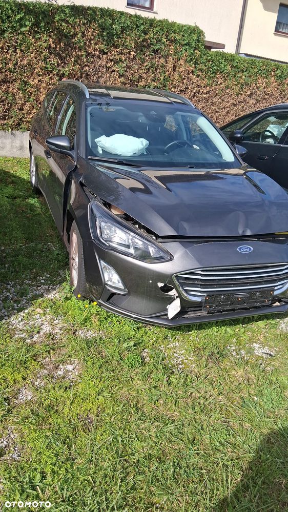 Ford Focus 1.0 EcoBoost Titanium ASS PowerShift - 5