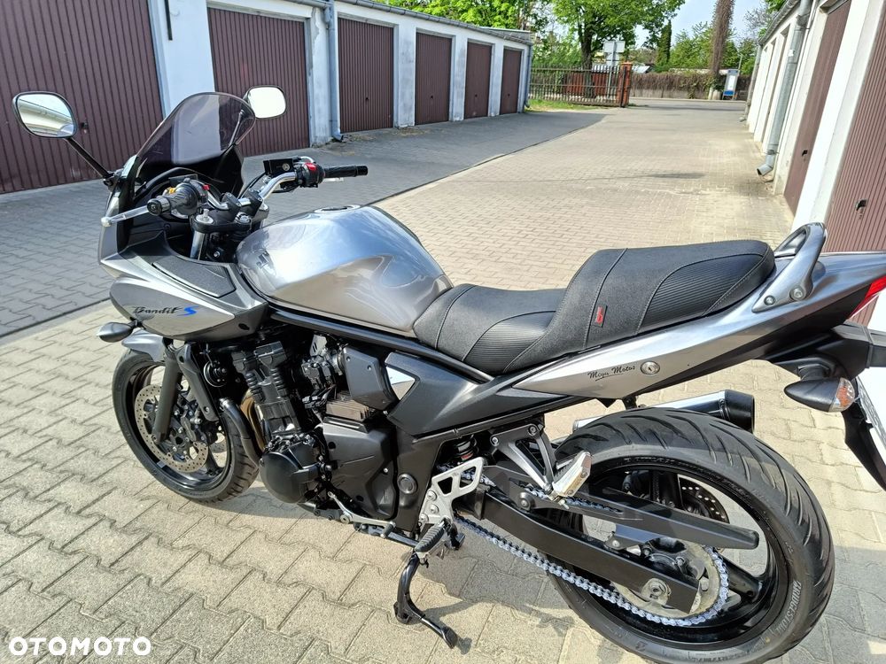 Suzuki Bandit - 12