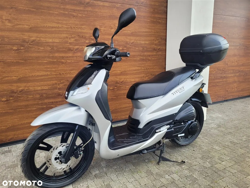 Peugeot Tweet - 19