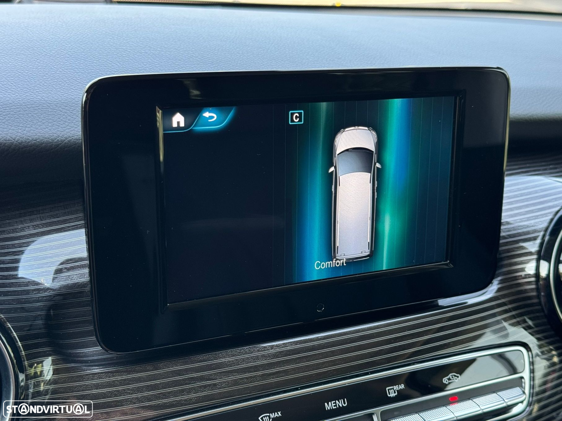 Mercedes-Benz V 300 d Longo Avantgarde - 52