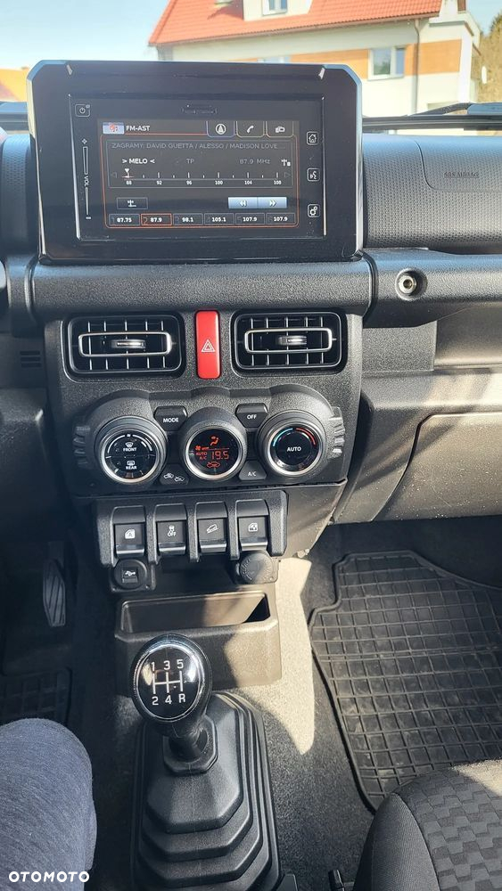 Suzuki Jimny 1.5 Elegance - 7