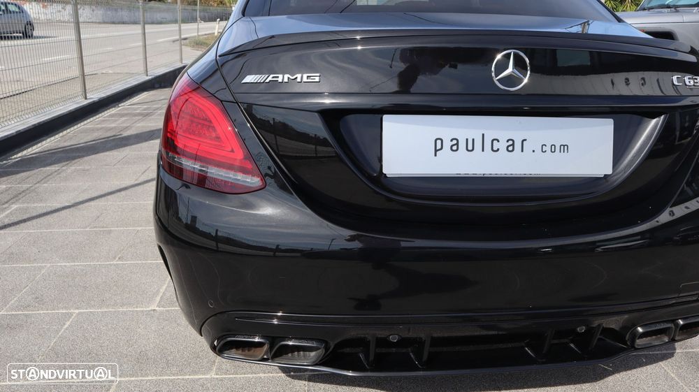 Mercedes-Benz C 63 AMG S - 4