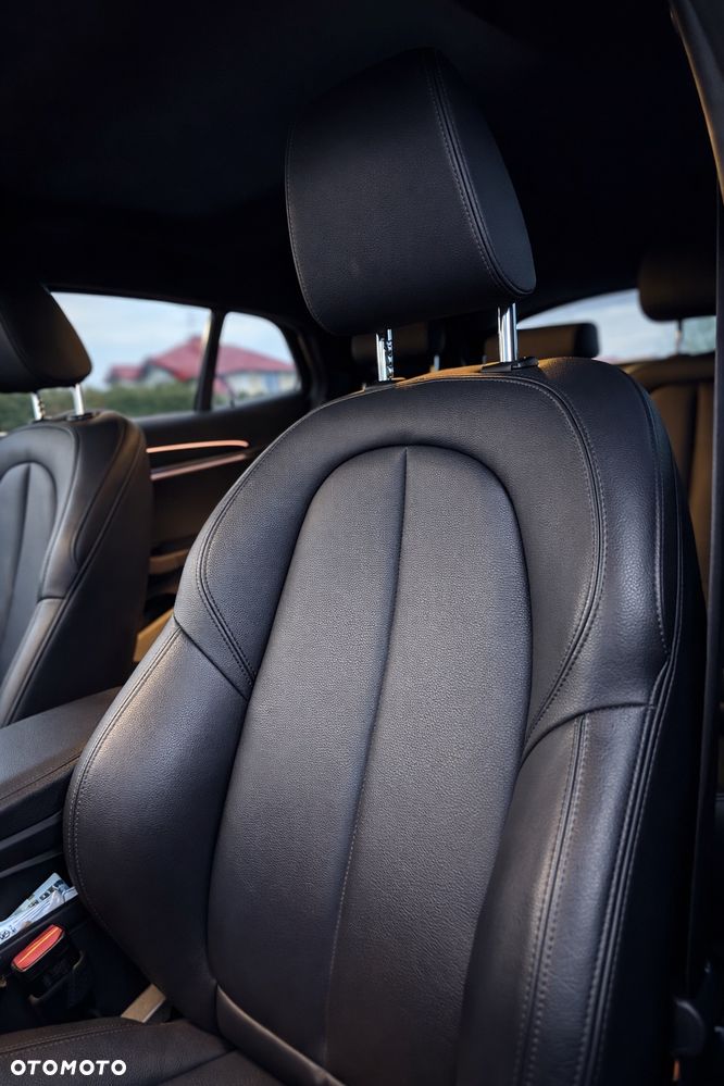 BMW X2 xDrive20i Advantage Plus - 3