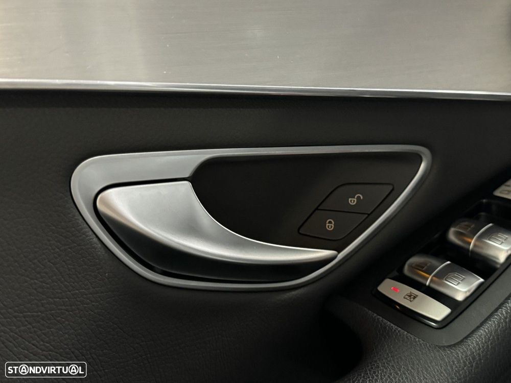 Mercedes-Benz GLC 300 de Coupé 4Matic - 32