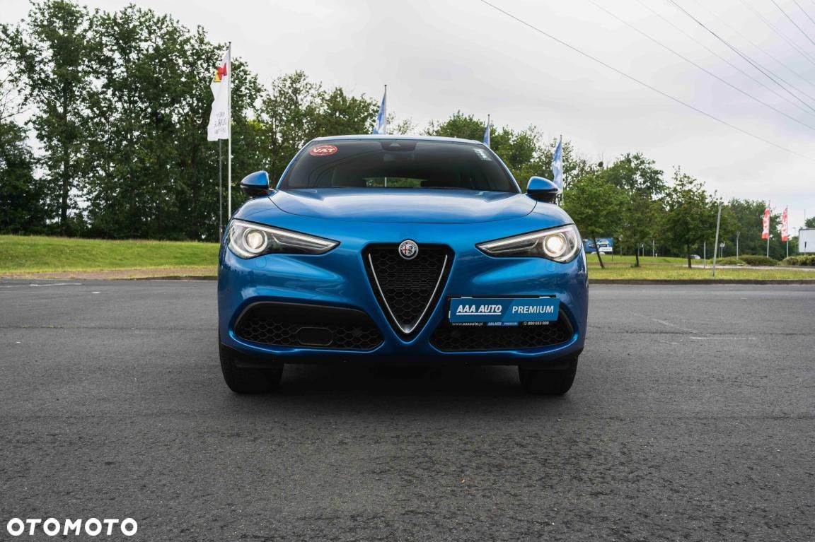 Alfa Romeo Stelvio - 7