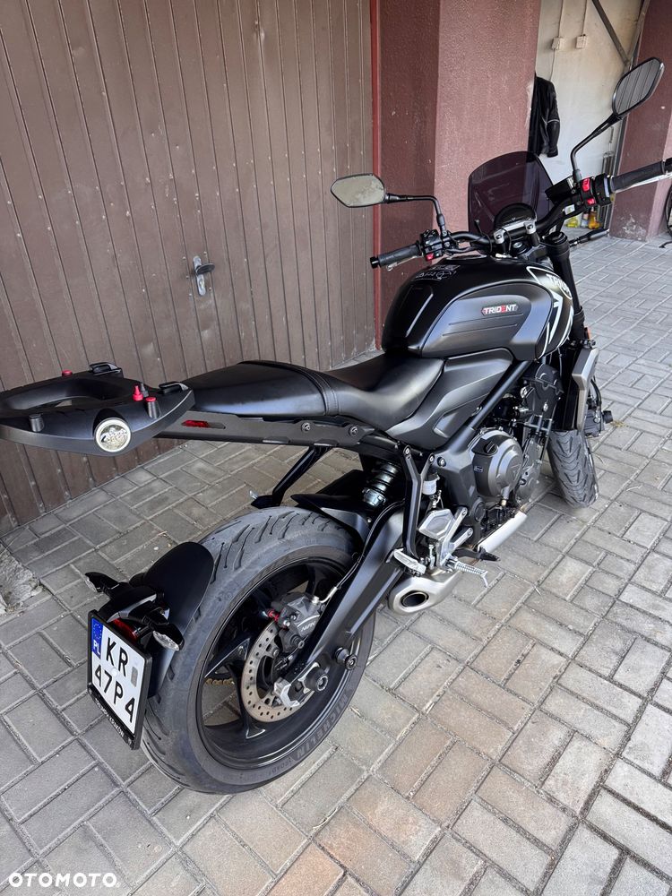 Triumph Trident - 10