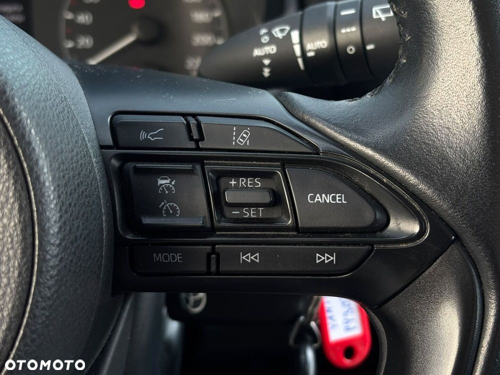 Toyota Yaris - 24
