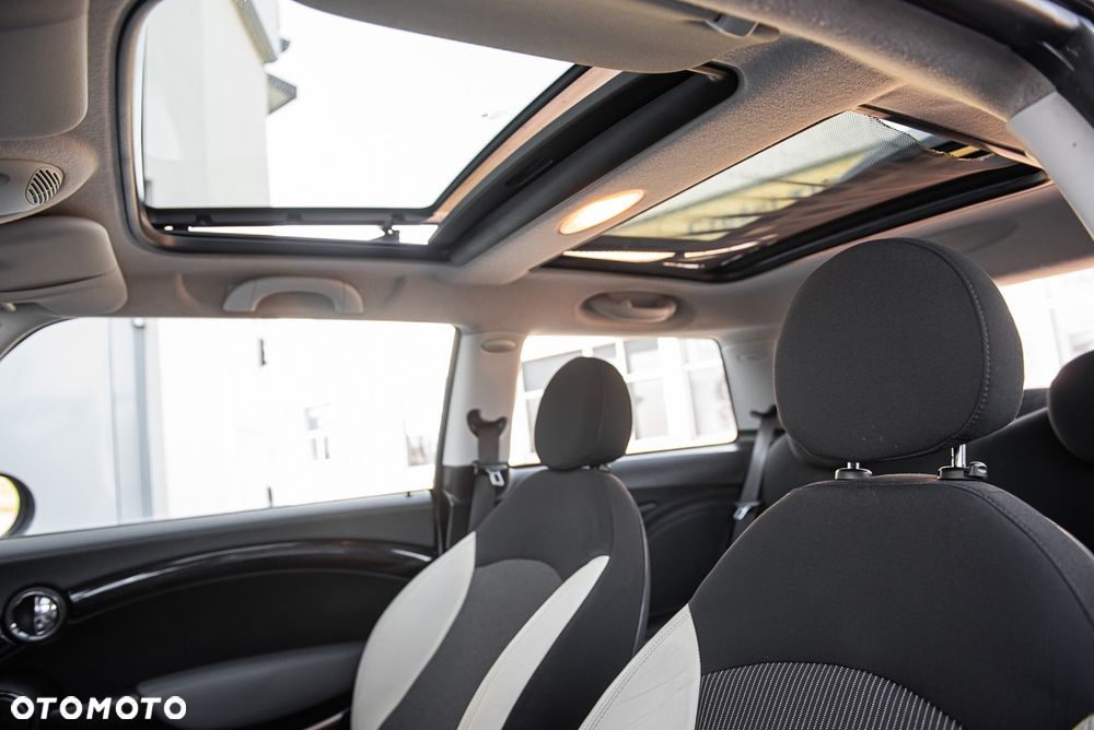 MINI Cooper Standard - 23