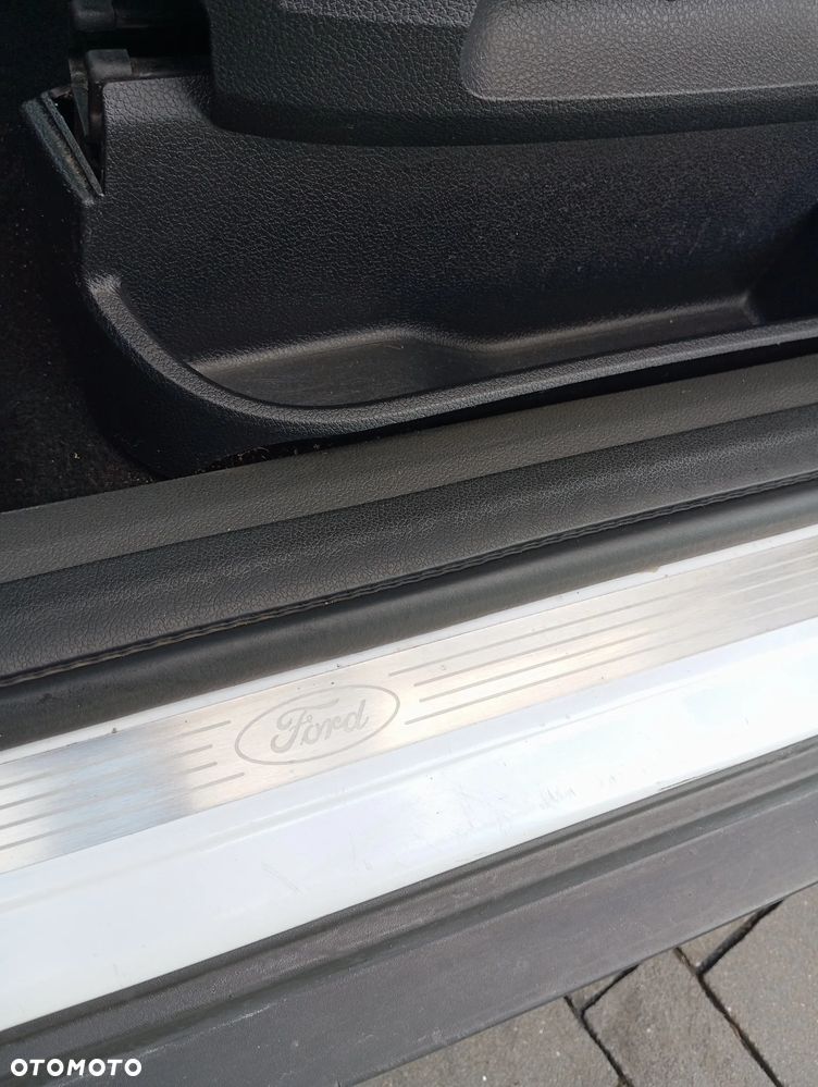Ford Kuga 2.0 TDCi Trend FWD - 13