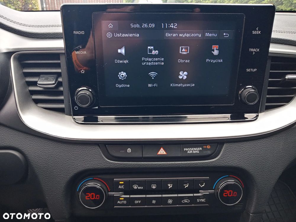 Kia Ceed 1.5 T-GDI M - 22