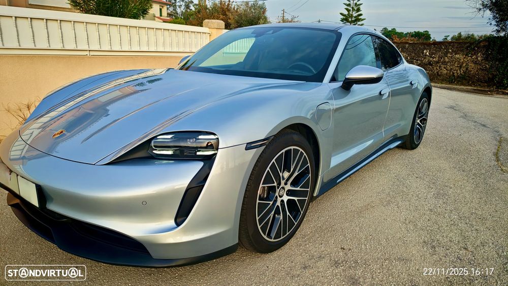 Porsche Taycan Standard - 1