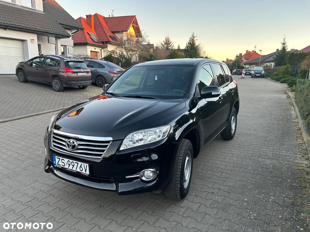 Toyota RAV4 - 2