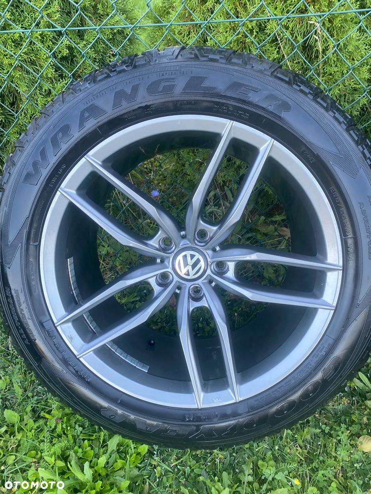Felgi Veemann V-FS28 19" 5x120 VW Amarok + Goodyear 255/55 R19 - 7