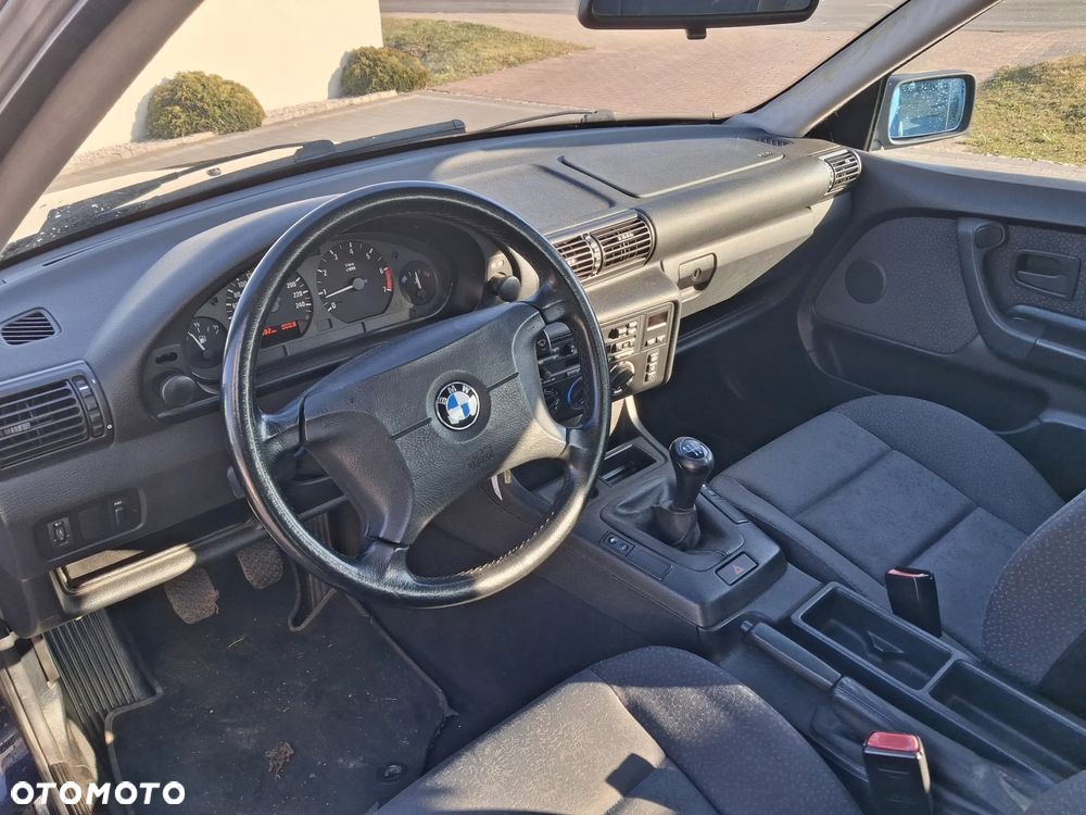 BMW Seria 3 - 12