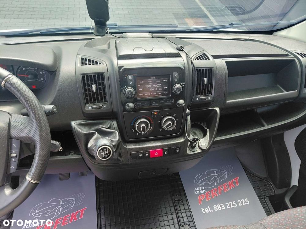 Peugeot BOXER - 28