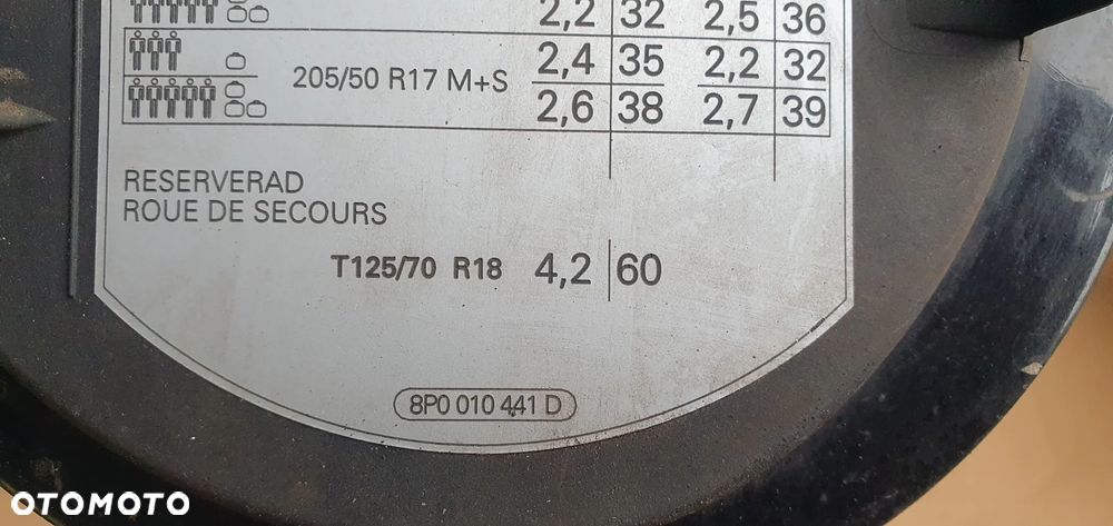 Klapka wlewu paliwa Audi A3 8P 8P4809999 - 8