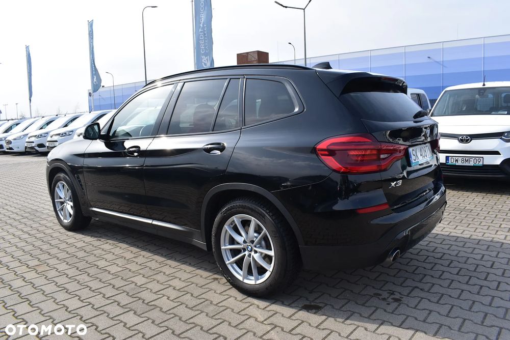 BMW X3 xDrive20i GPF Advantage - 8