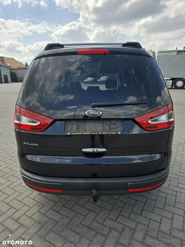 Ford Galaxy - 11