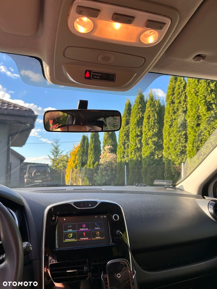 Renault Clio - 10