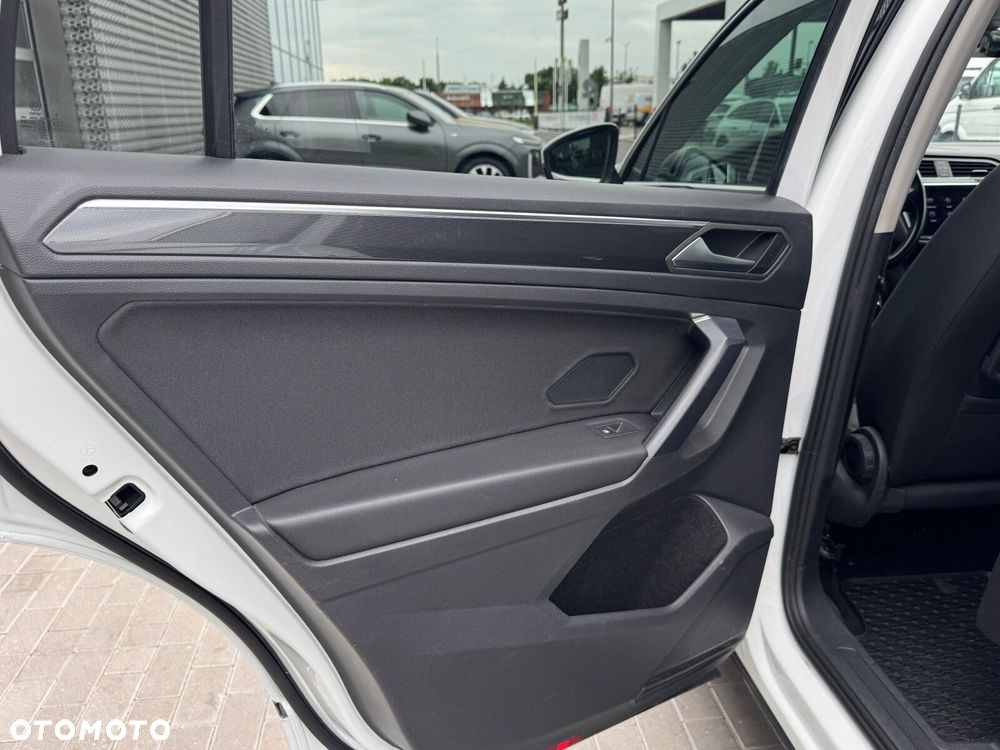Volkswagen Tiguan Allspace - 15