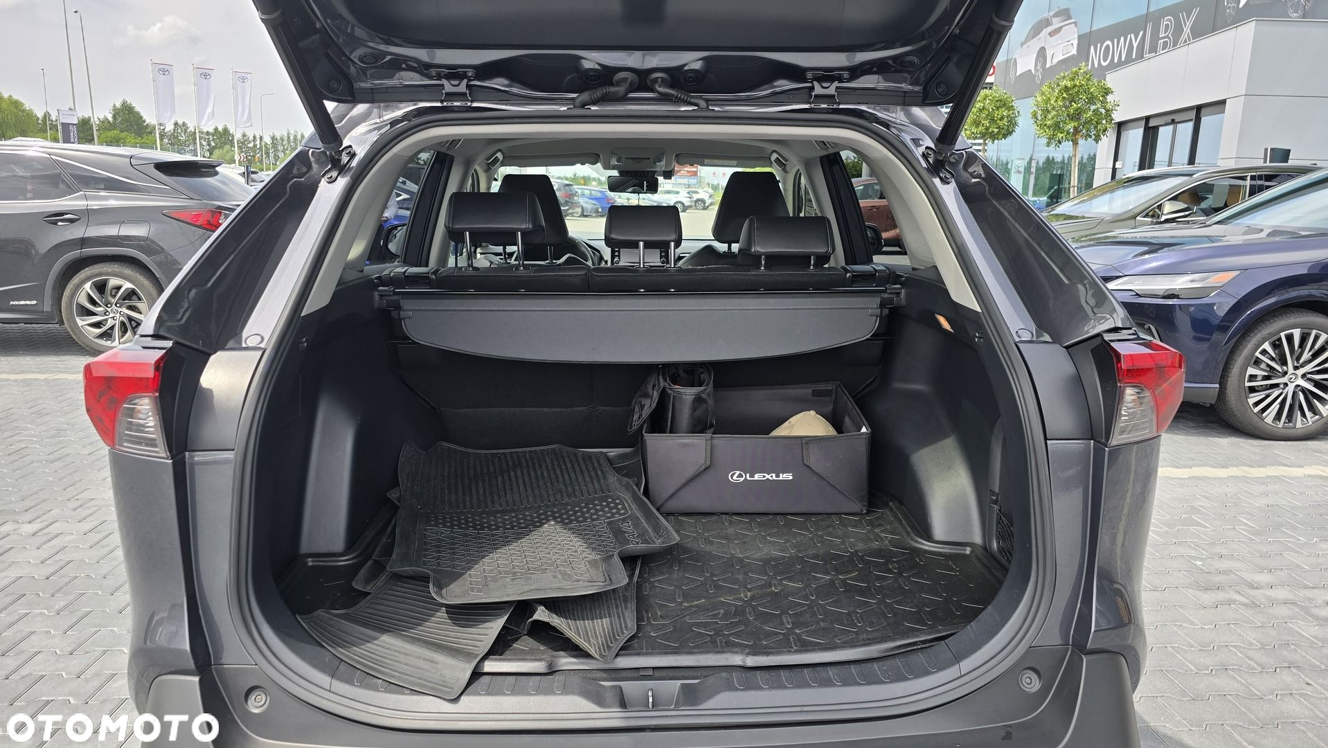 Toyota RAV4 - 14