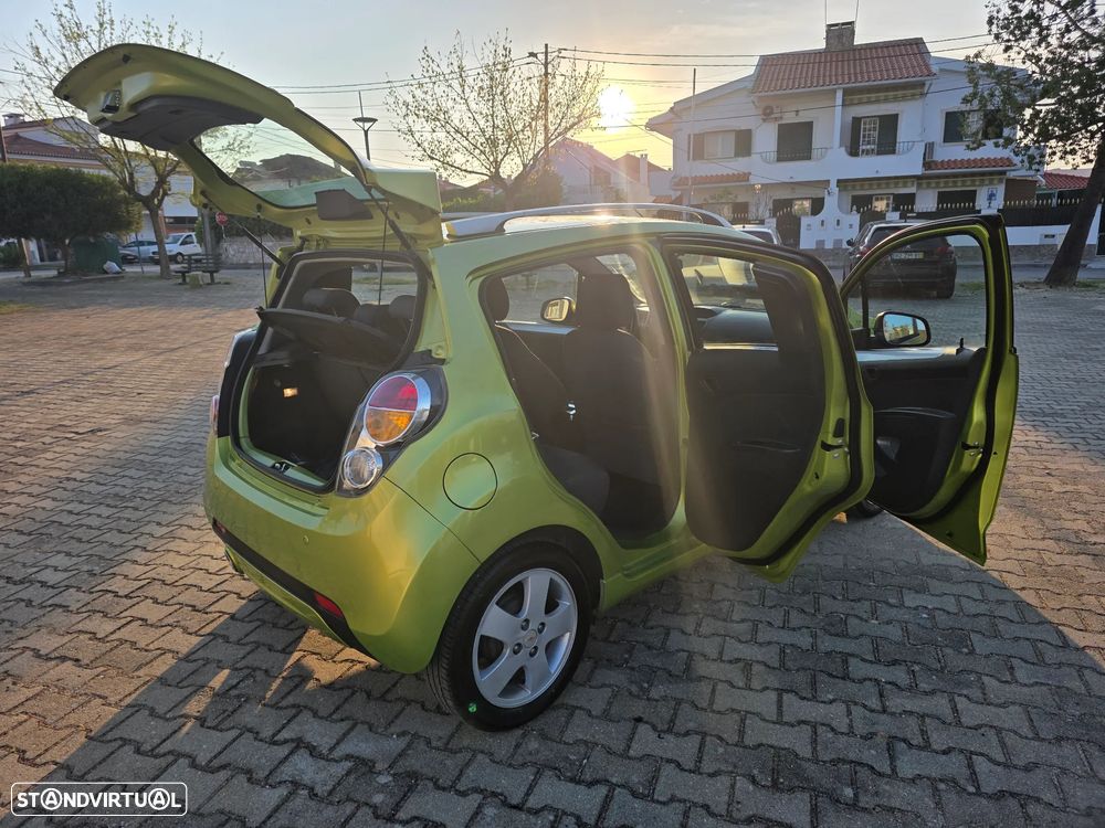 Chevrolet Spark 1.2 LT ESC - 35