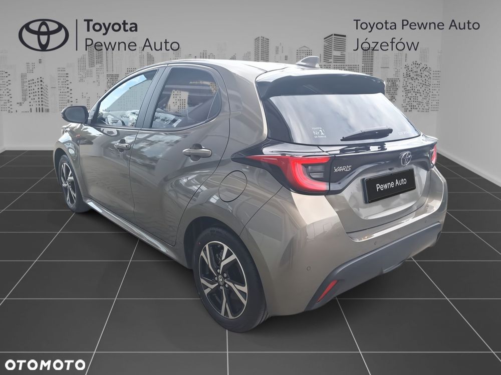 Toyota Yaris Hybrid 1.5 Style - 3