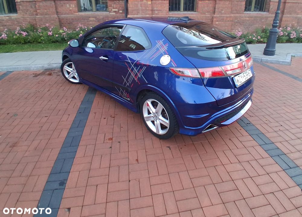 Honda Civic 1.8 LX Coupe - 6