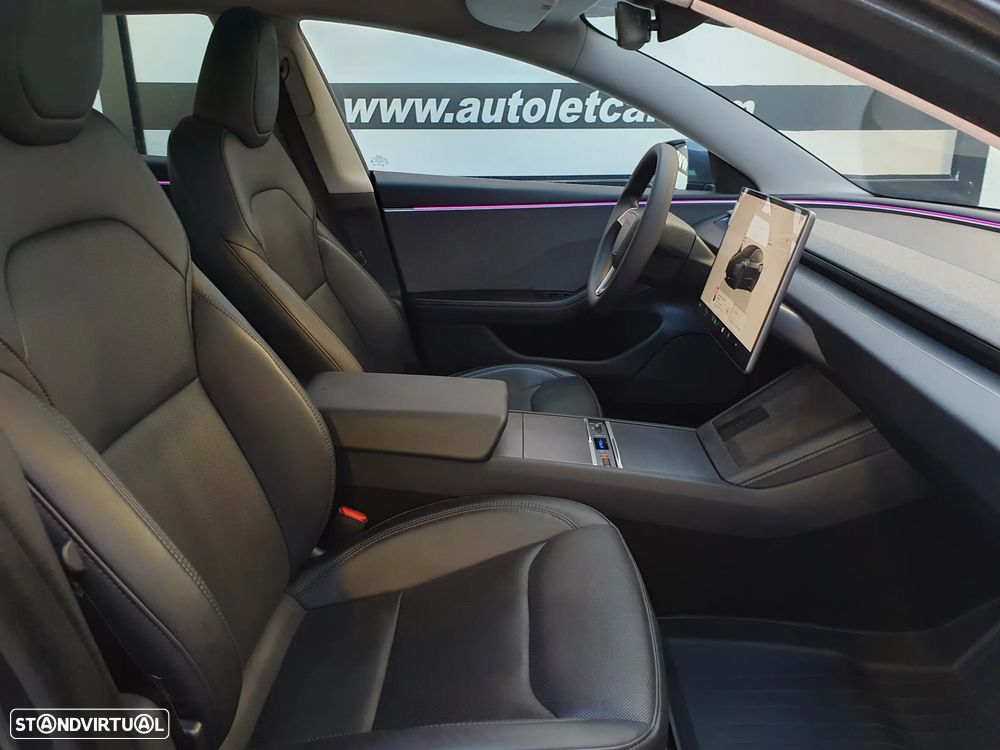 Tesla Model 3 Standard Range Plus RWD - 4