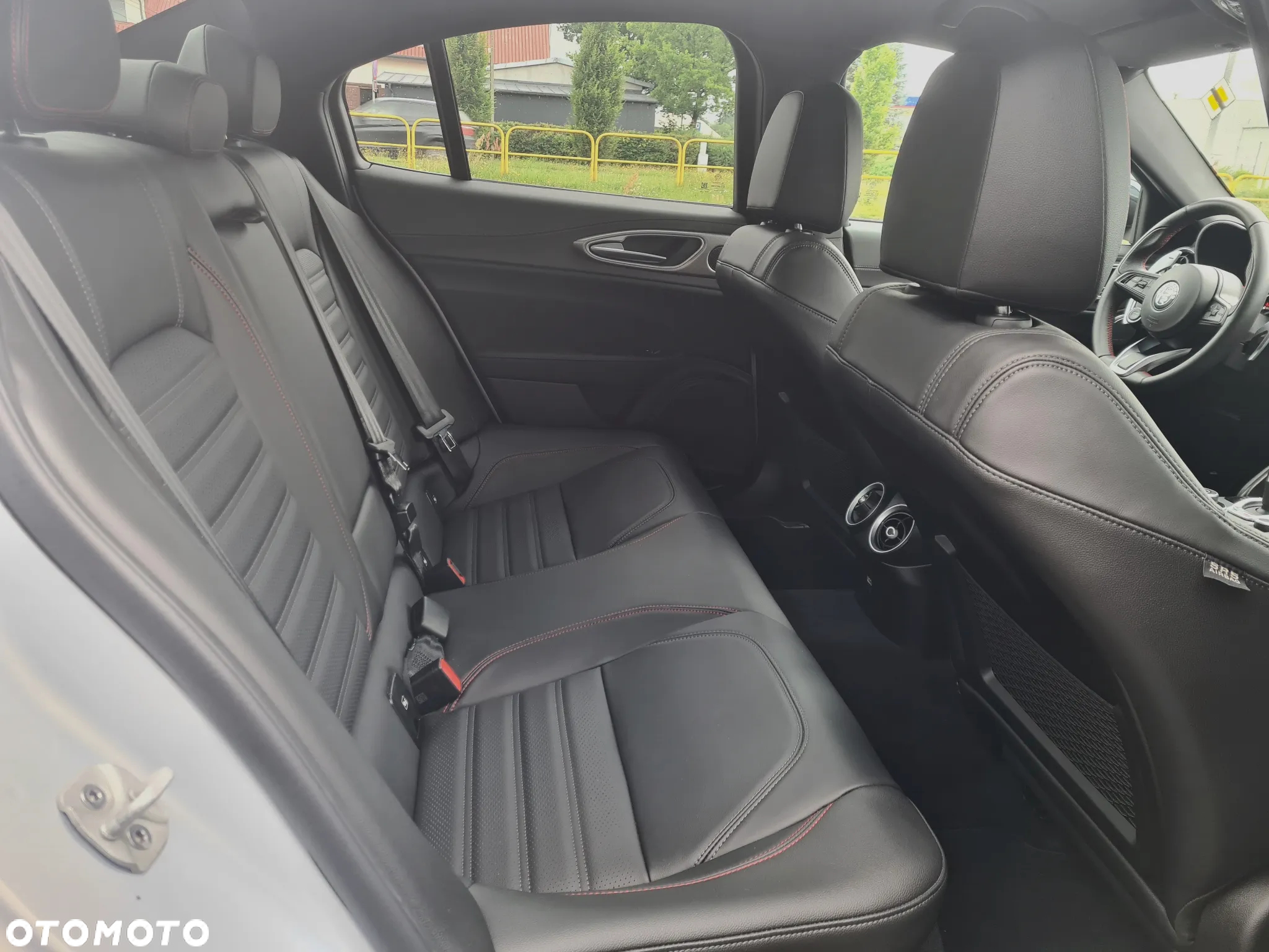 Alfa Romeo Giulia 2.0 Turbo 16V AT8-Q4 Competizione - 16