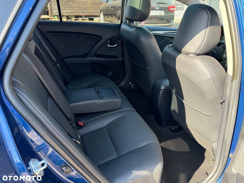 Toyota Avensis Touring Sports 2.0 D-4D Edition S+ - 11