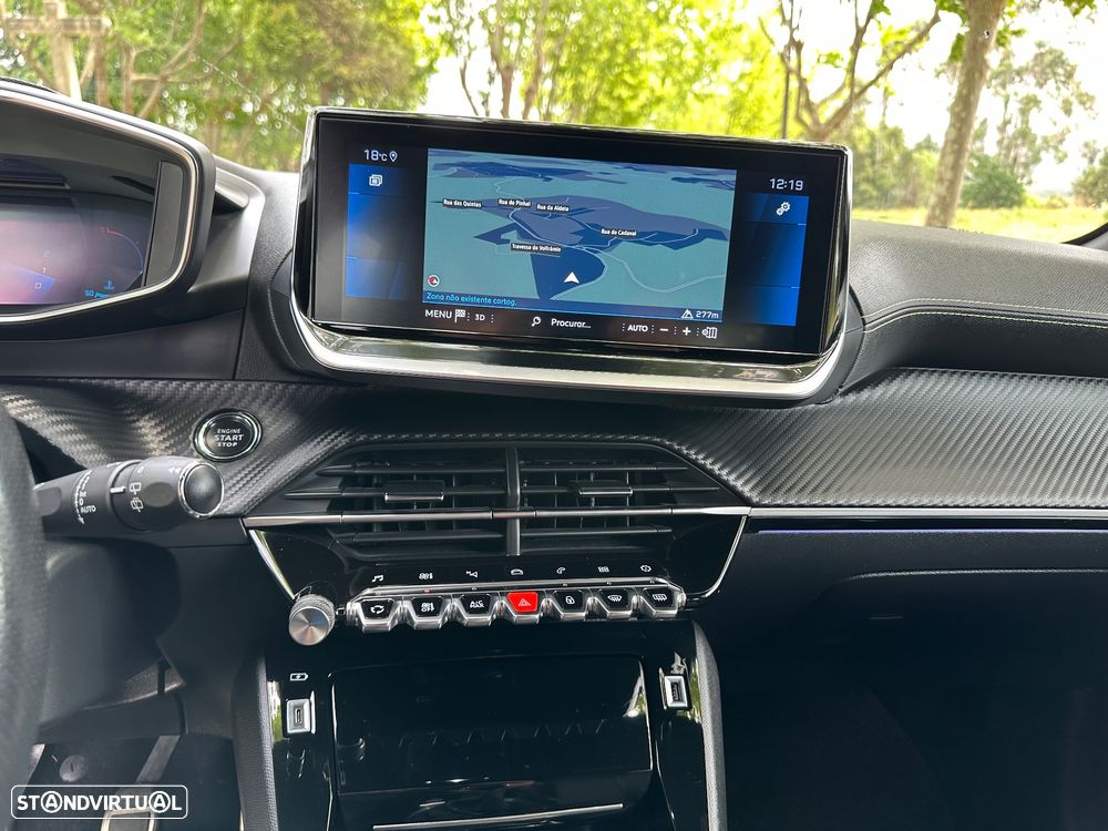 Peugeot 208 1.5 BlueHDi GT - 29