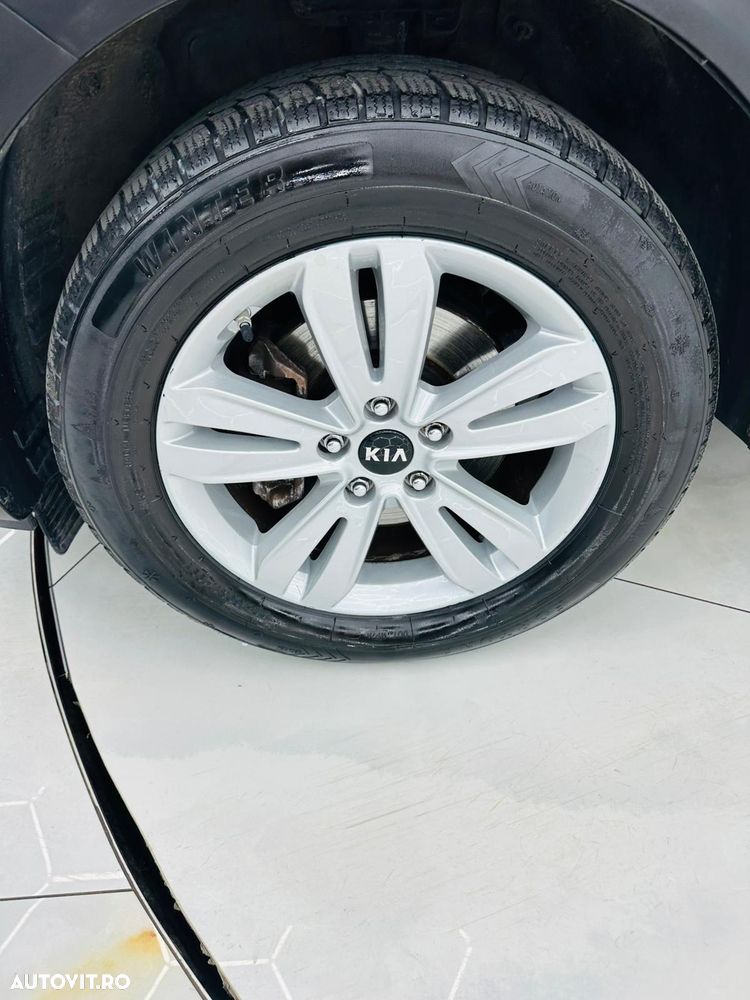 Kia Sportage 1.6 GDI 2WD DREAM-TEAM EDITION - 10