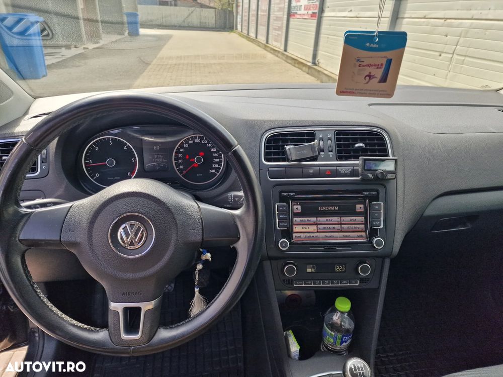 Volkswagen Polo - 13