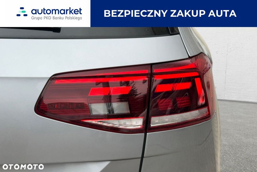 Volkswagen Passat - 13