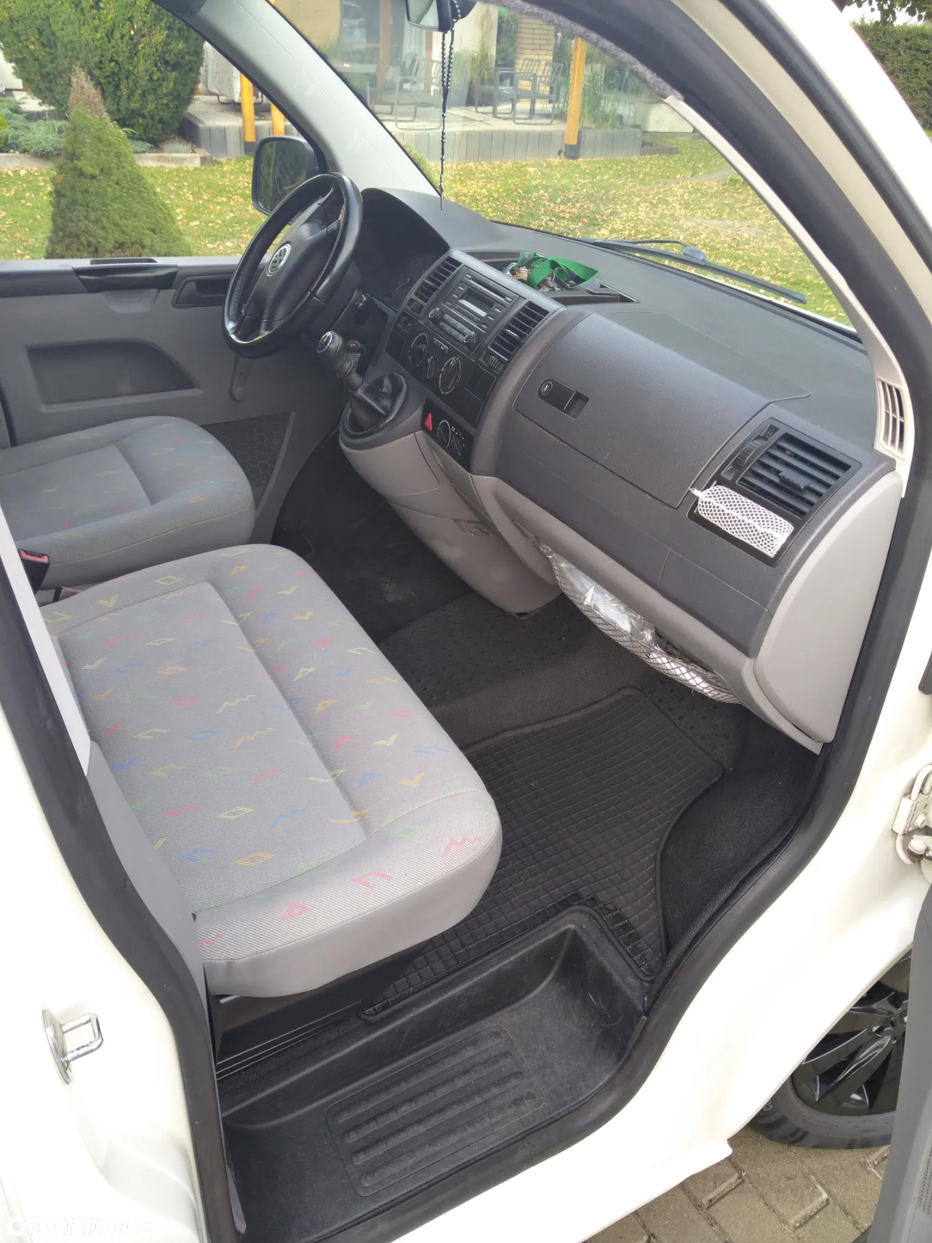 Volkswagen Transporter Shuttle TDI L1 - 5