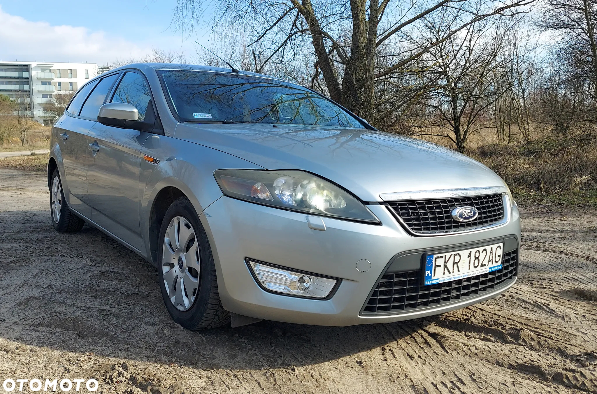 Ford Mondeo 2.0 TDCi Ambiente - 4
