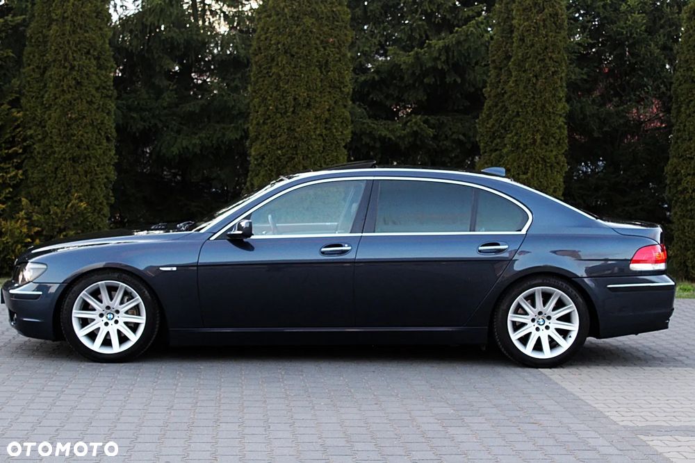 BMW Seria 7 750Li - 20