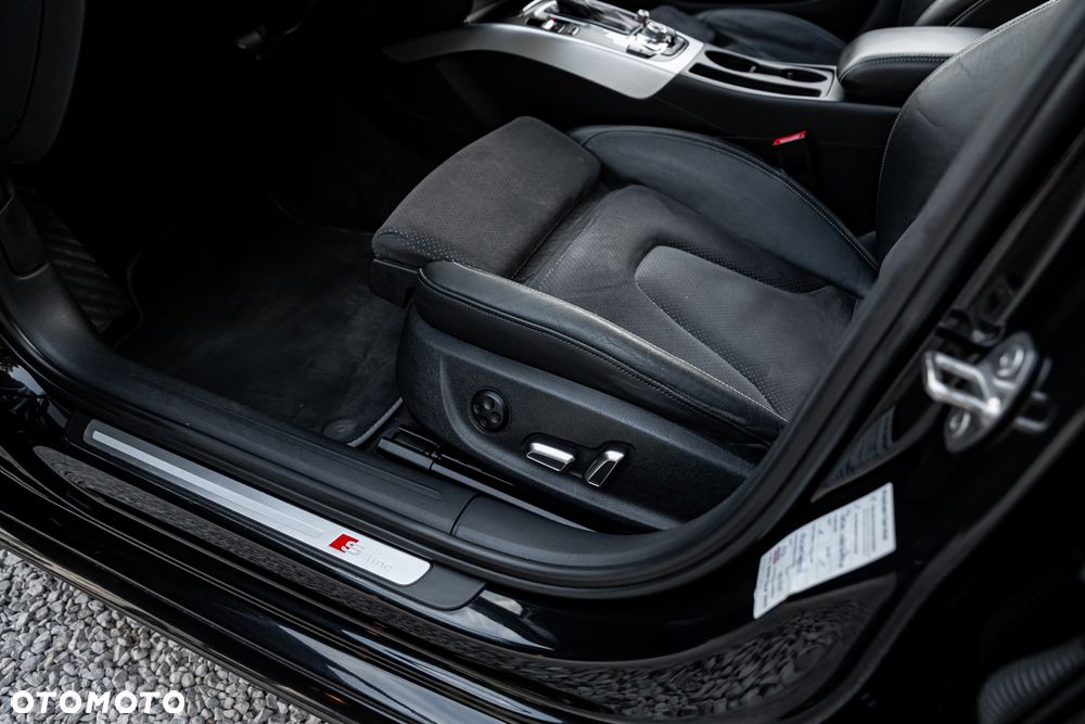 Audi A4 Avant 2.0 TFSI Quattro S tronic - 18